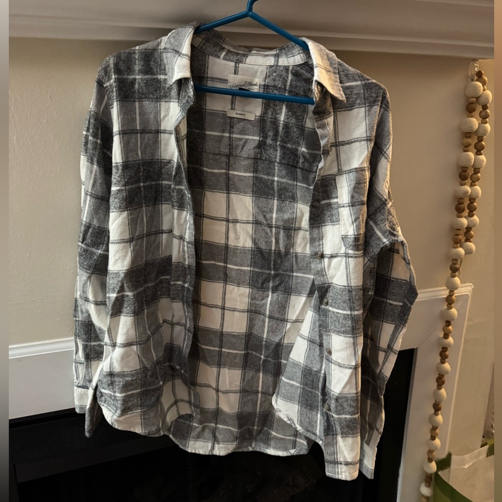 Universal Thread Gray and White Plaid Shirt